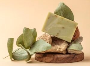 Sabonete Artesanal de Arruda: Proteção e Purificação para Corpo e Alma!