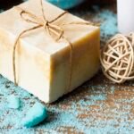 Sabonete Artesanal para o Rosto: O Guia Definitivo para Cada Tipo de Pele